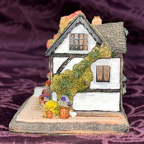 Rare Lilliput Lane | The Comfy Pew | Collectors club - Picture 3 of 8
